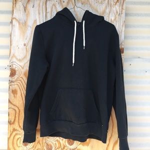 Black Hoodie Forever 21 (L)